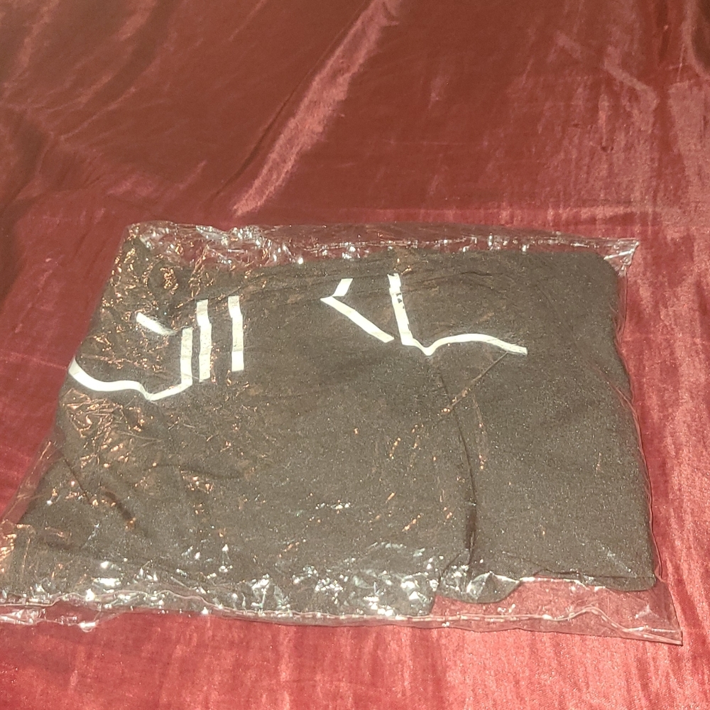 WOMEN'S SIZE M/L BLACK YOGA TIGHT FITTED PANTS!!!!